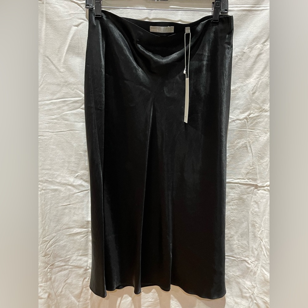Vince Elegant Black slip skirt
